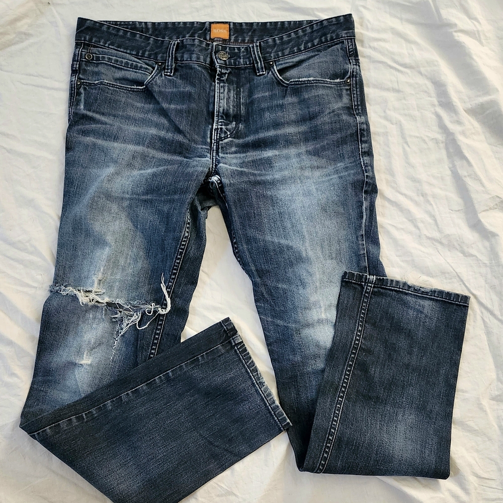 HUGO BOSS Men's Distressed Blue Jeans, Size 34/34